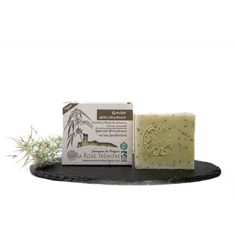 Savon Bricomania artisanal naturel fabriqué par saponification à froid en Haute-Loire pour les mains actives Savon Bricomania artisanal naturel fabriqué par saponification à froid en Haute-Loire pour les mains actives