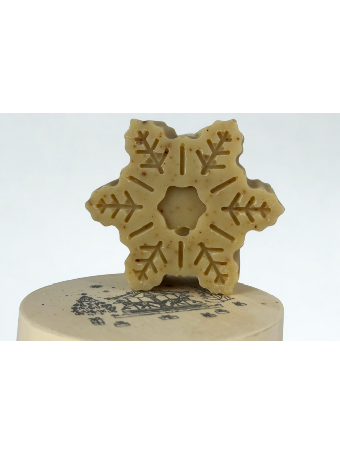 Savon artisanal en forme d’étoile pour Noël